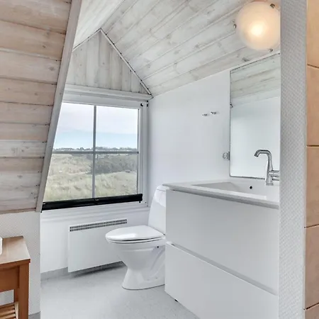 Maren - 150m From The Sea By Interhome